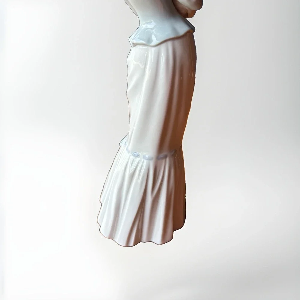 Lladro Traveling Companions 6753 Porcelain Figurine Lady Dog Parasol Vintage 70s